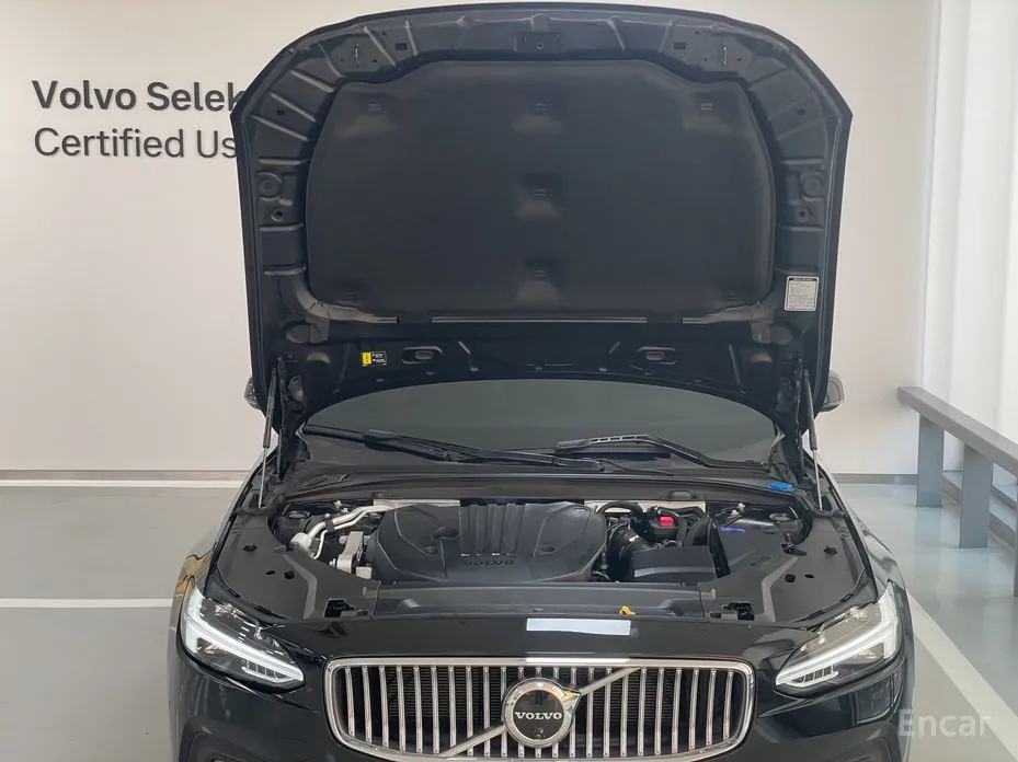 Фото 6 - Volvo S90
