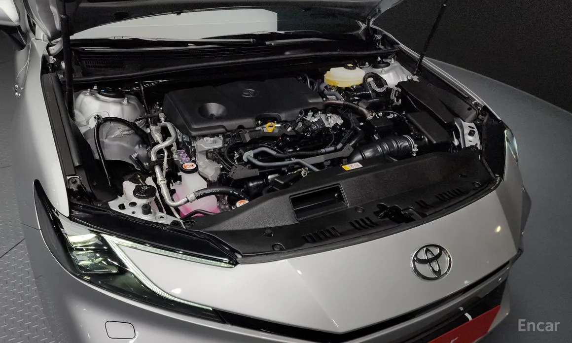 Фото 6 - Toyota Camry