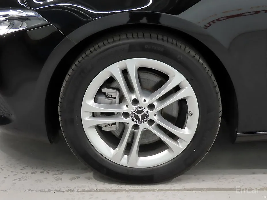 Фото 20 - Mercedes-Benz A-Class