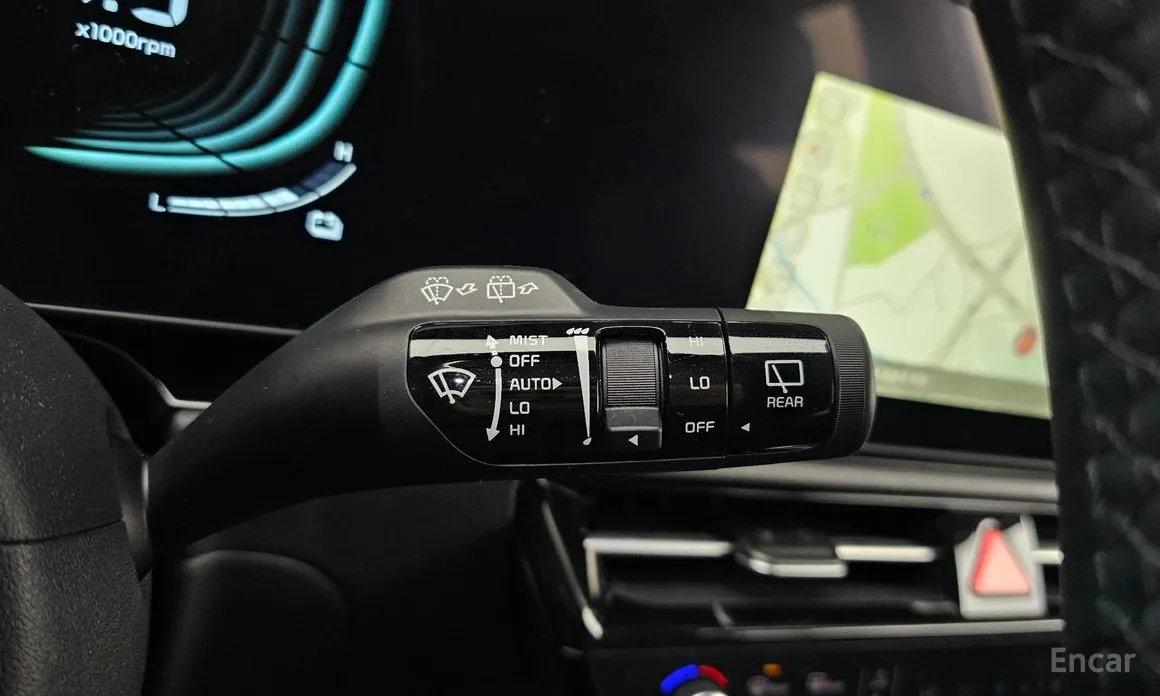 Фото 17 - Kia Niro