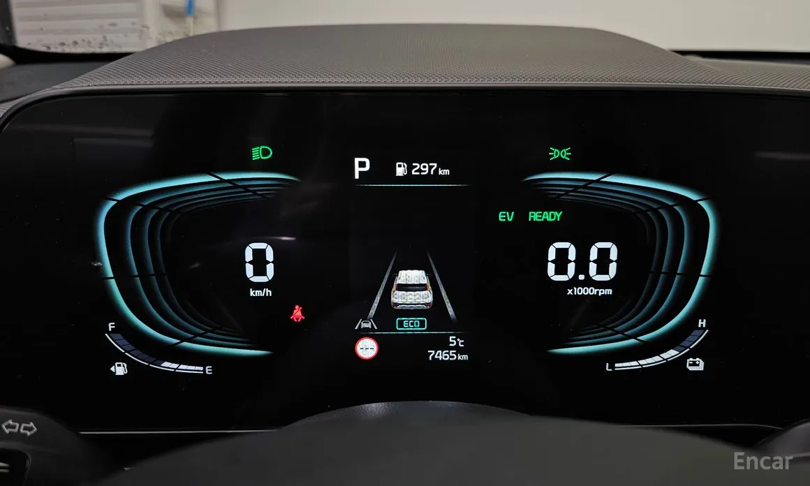 Фото 8 - Kia Niro