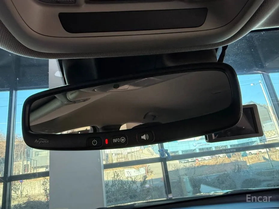 Фото 10 - Chevrolet Malibu