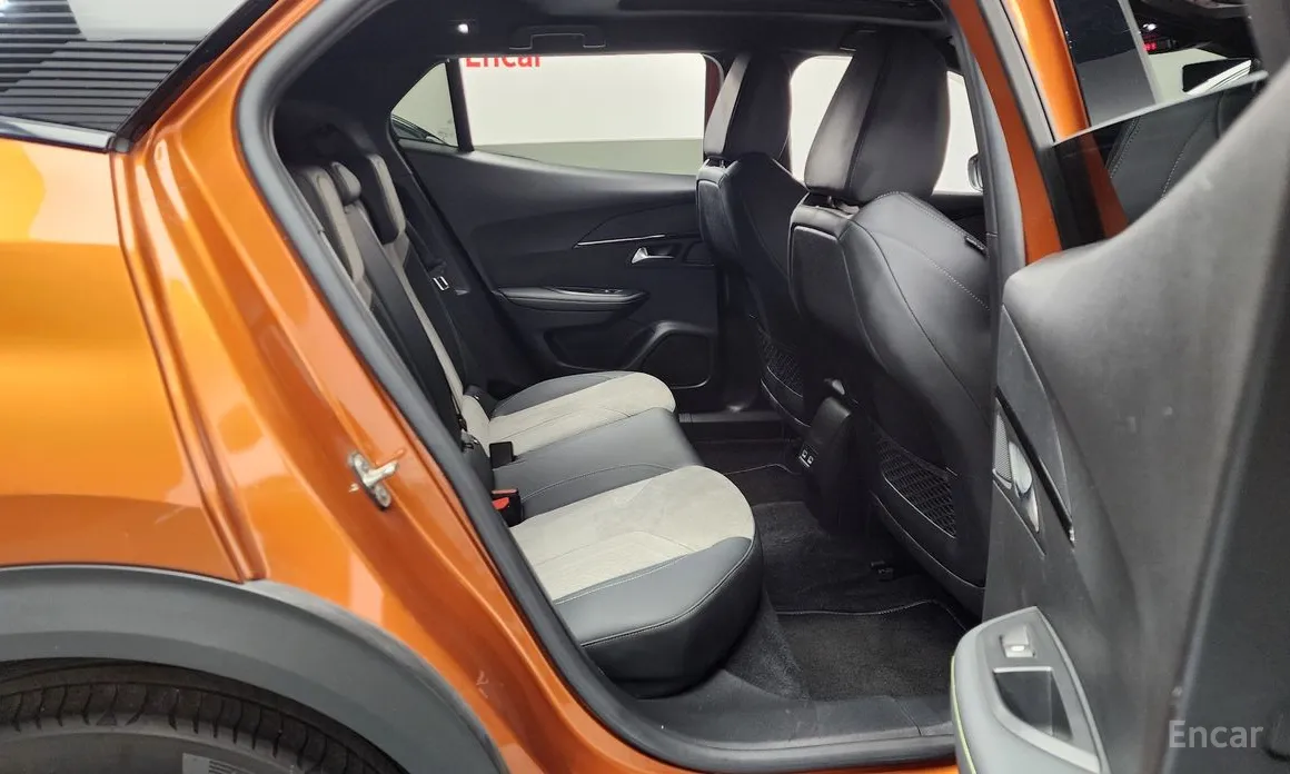 Фото 12 - Peugeot 2008