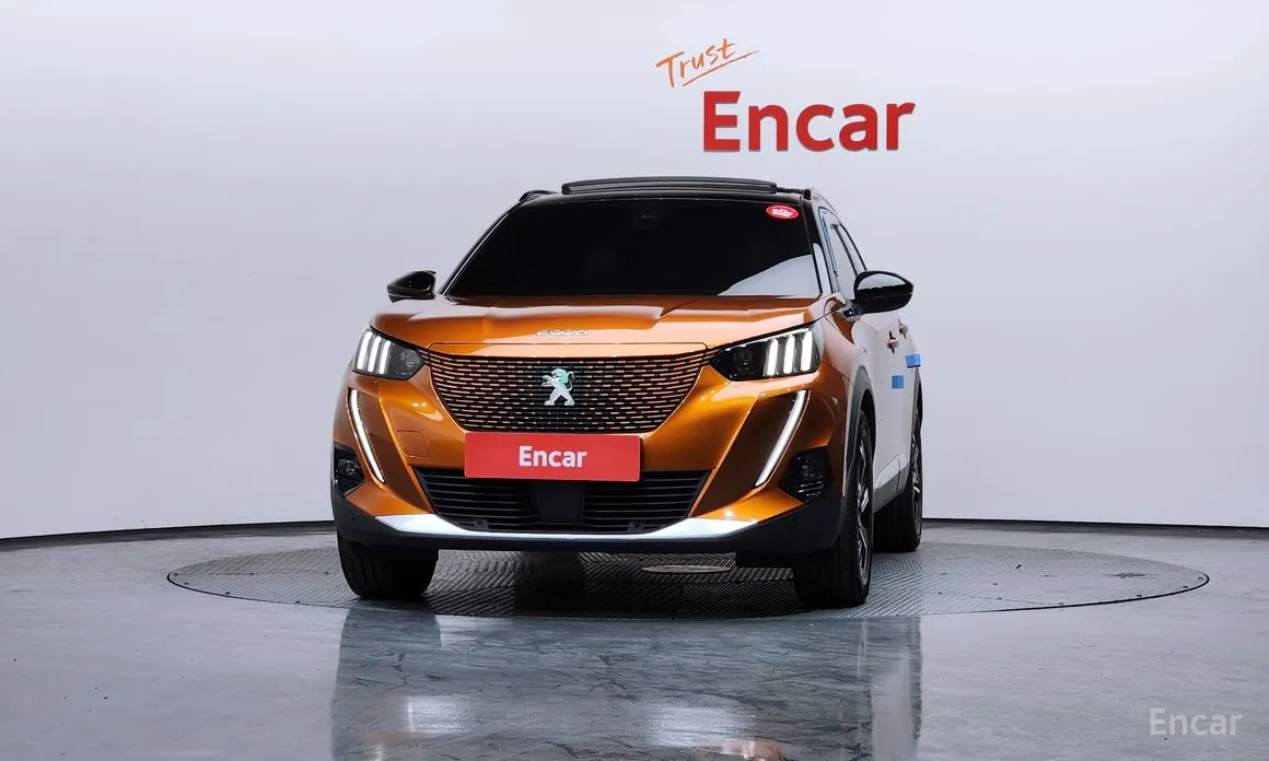 Фото 3 - Peugeot 2008