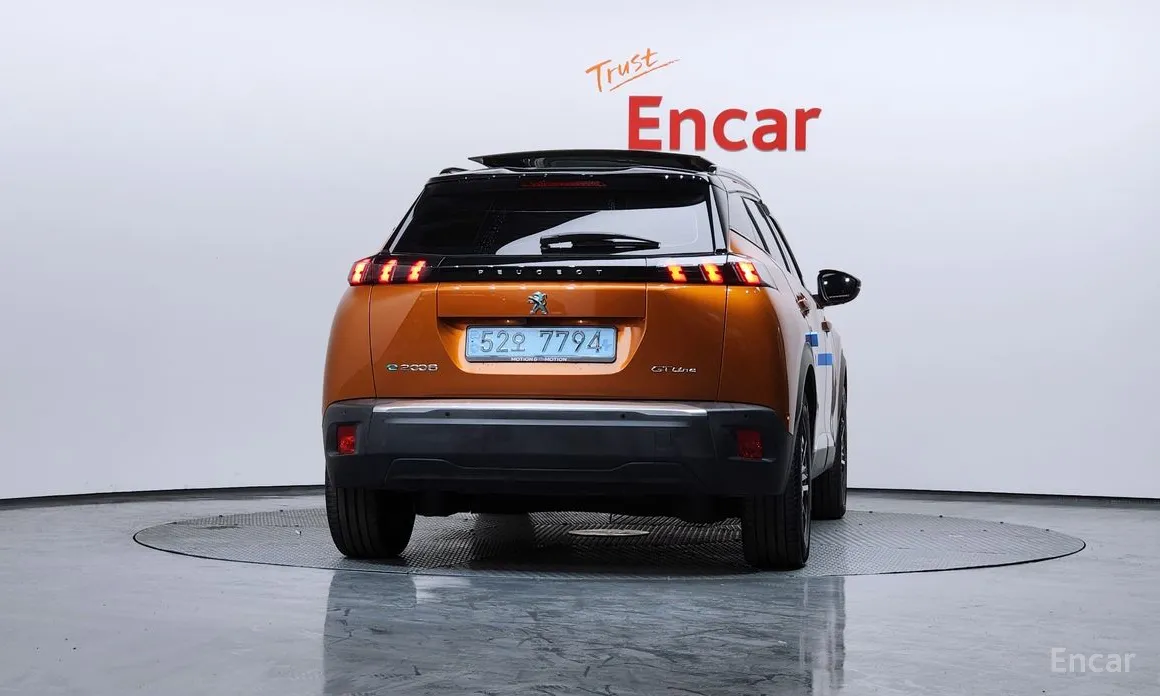 Фото 4 - Peugeot 2008