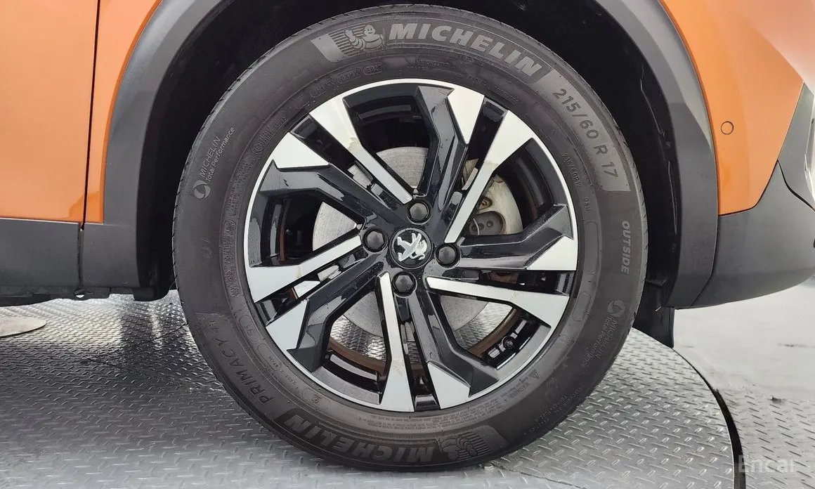 Фото 5 - Peugeot 2008