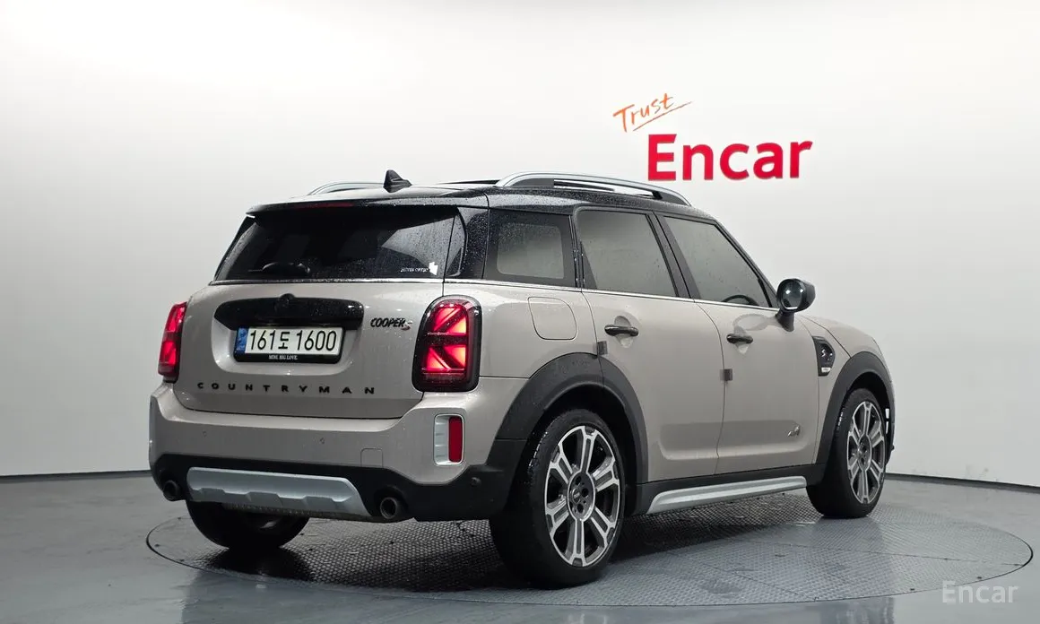 Фото 2 - Mini Countryman