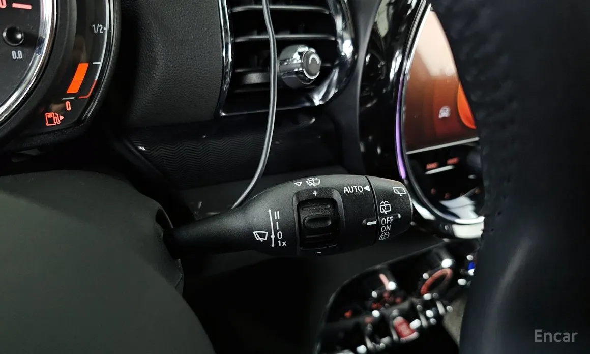 Фото 17 - Mini Clubman