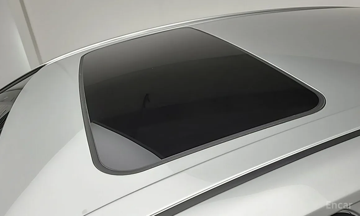 Фото 17 - Toyota Camry