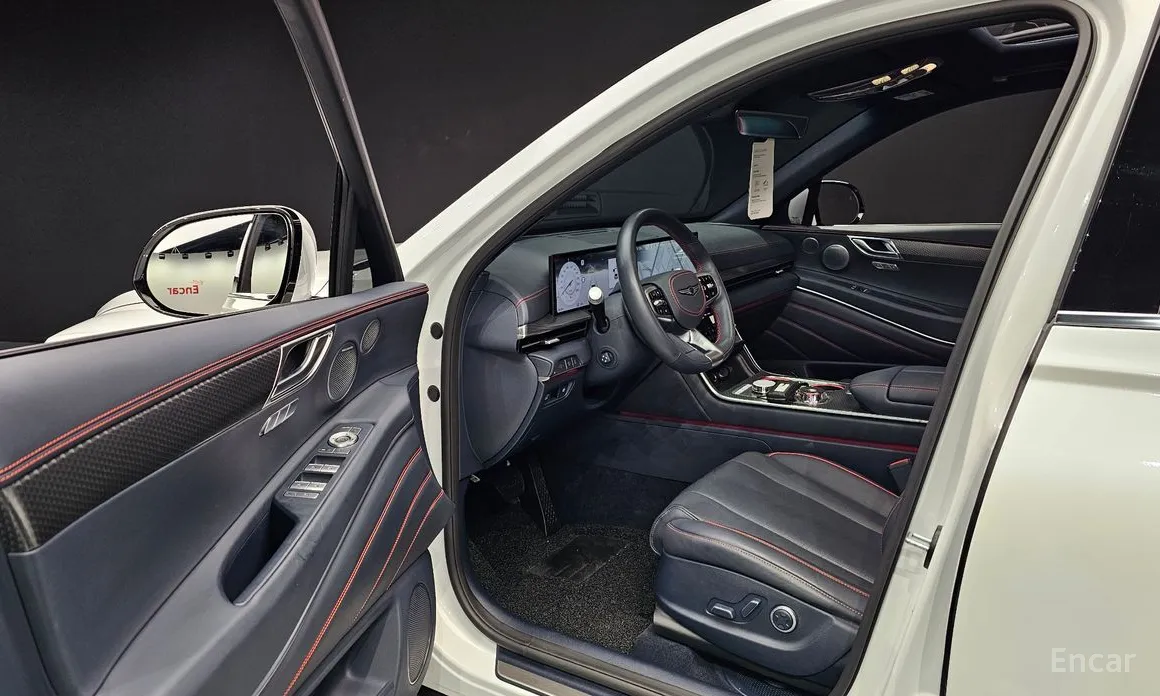 Фото 11 - Genesis GV80