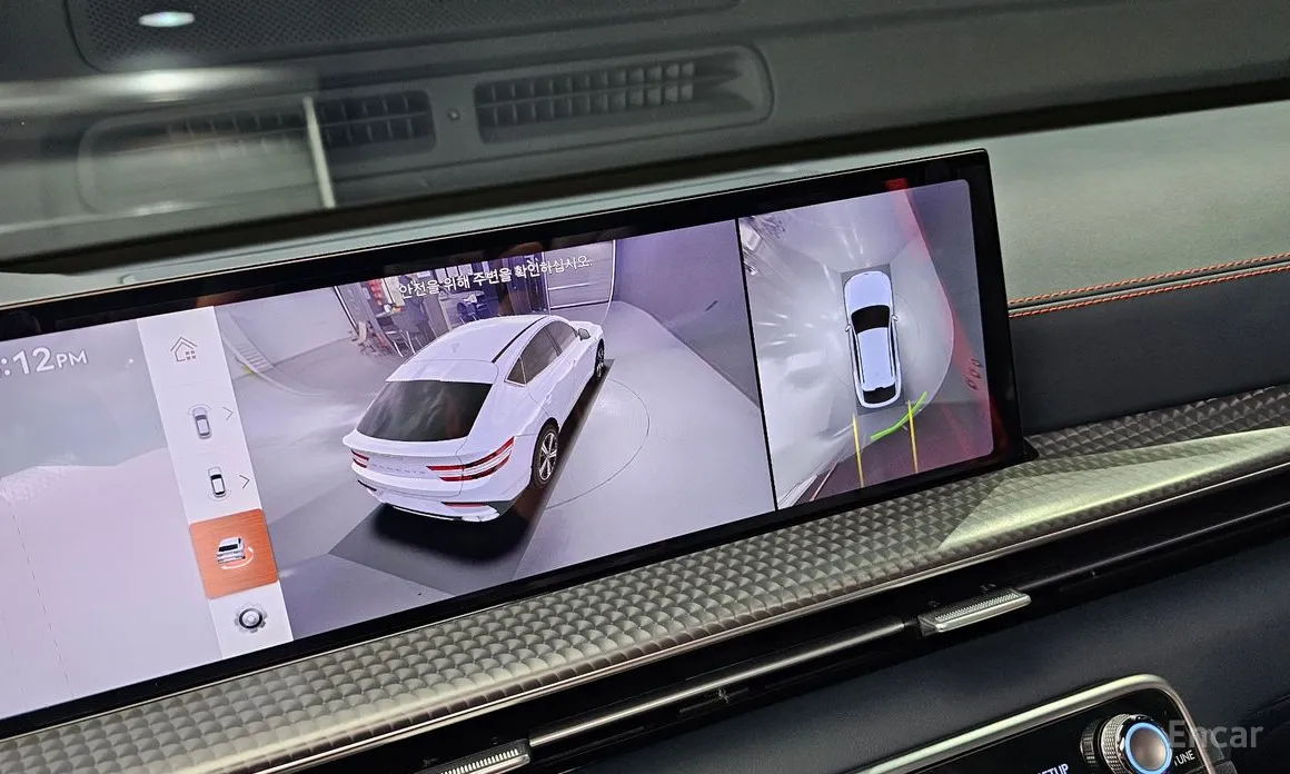 Фото 14 - Genesis GV80