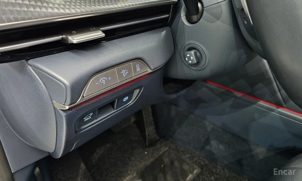 Фото 17 - Genesis GV80