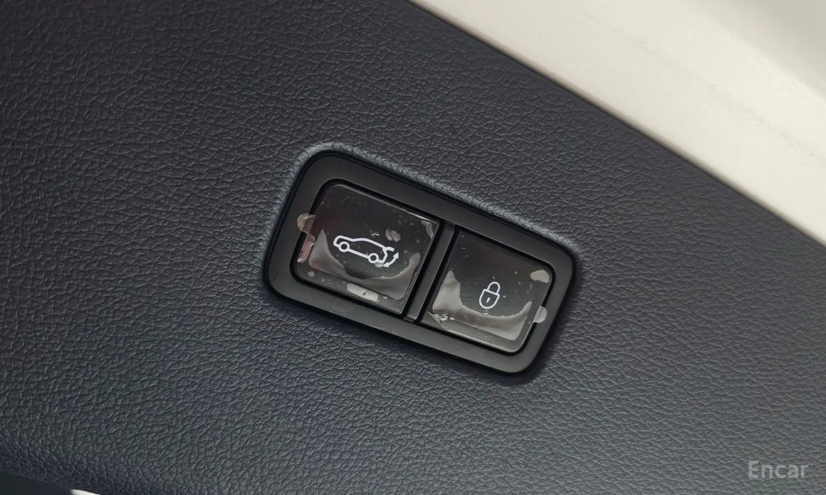 Фото 18 - Genesis GV80