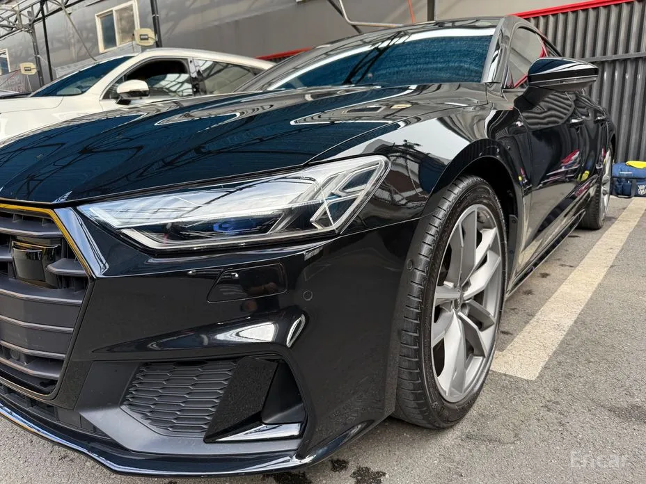 Фото 7 - Audi A7