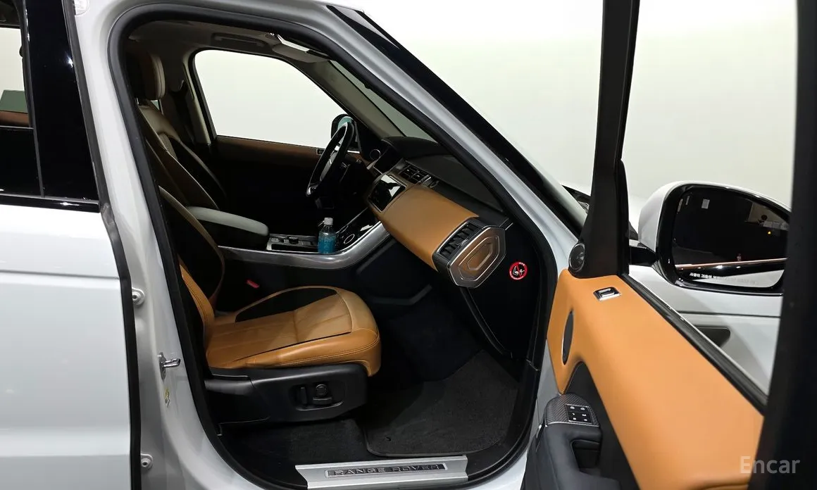Фото 11 - Land Rover Range Rover Sport