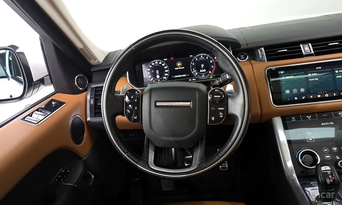 Фото 13 - Land Rover Range Rover Sport
