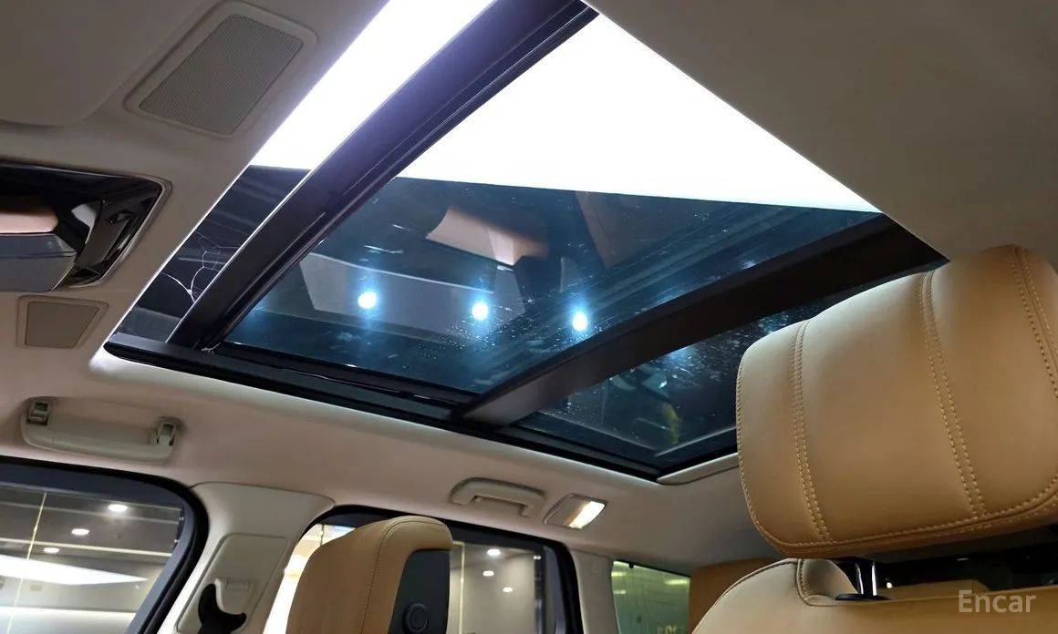 Фото 19 - Land Rover Range Rover Sport