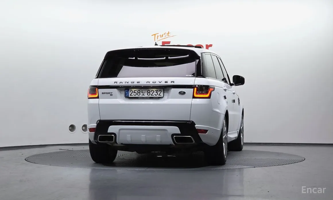 Фото 4 - Land Rover Range Rover Sport