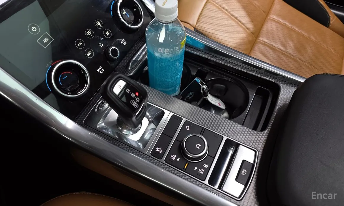 Фото 9 - Land Rover Range Rover Sport