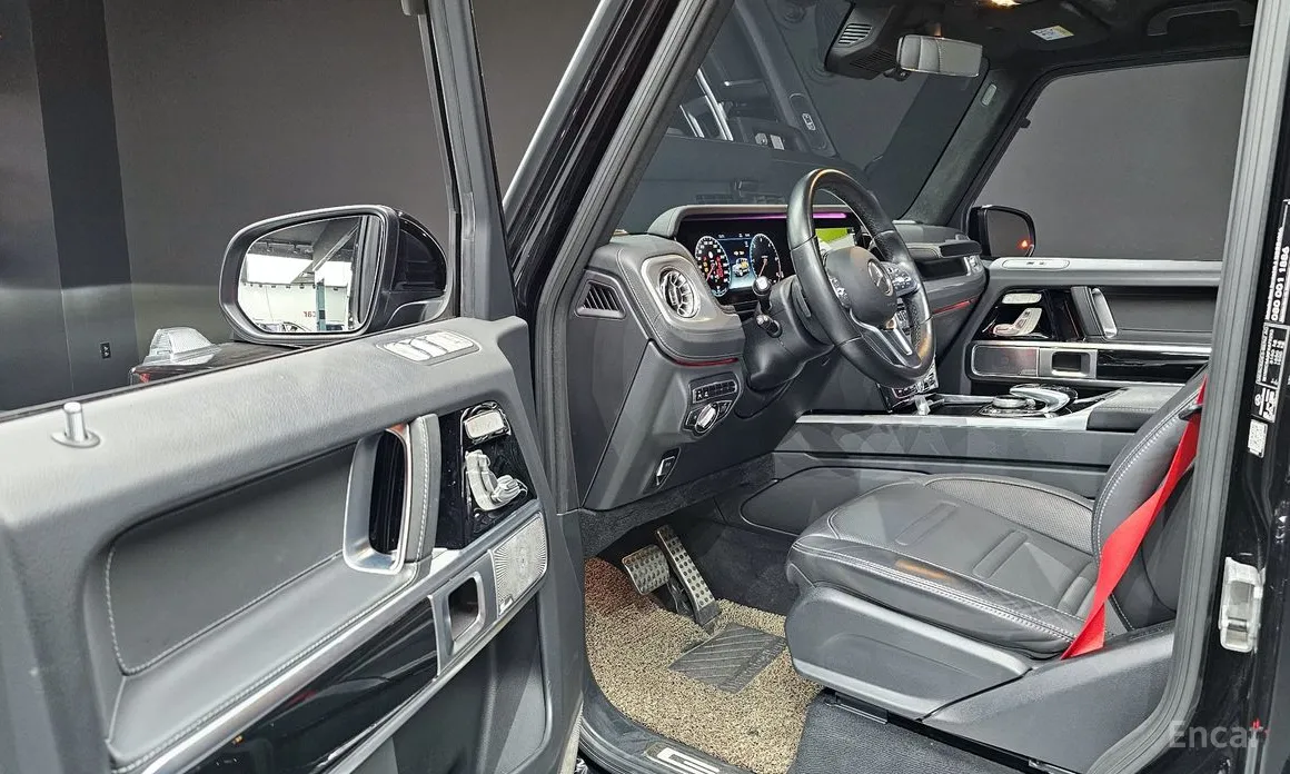 Фото 11 - Mercedes-Benz G-Class