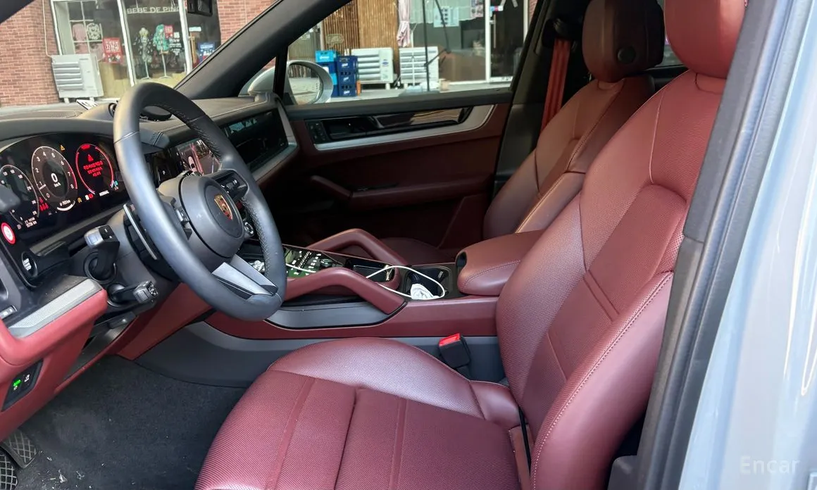 Фото 8 - Porsche Cayenne