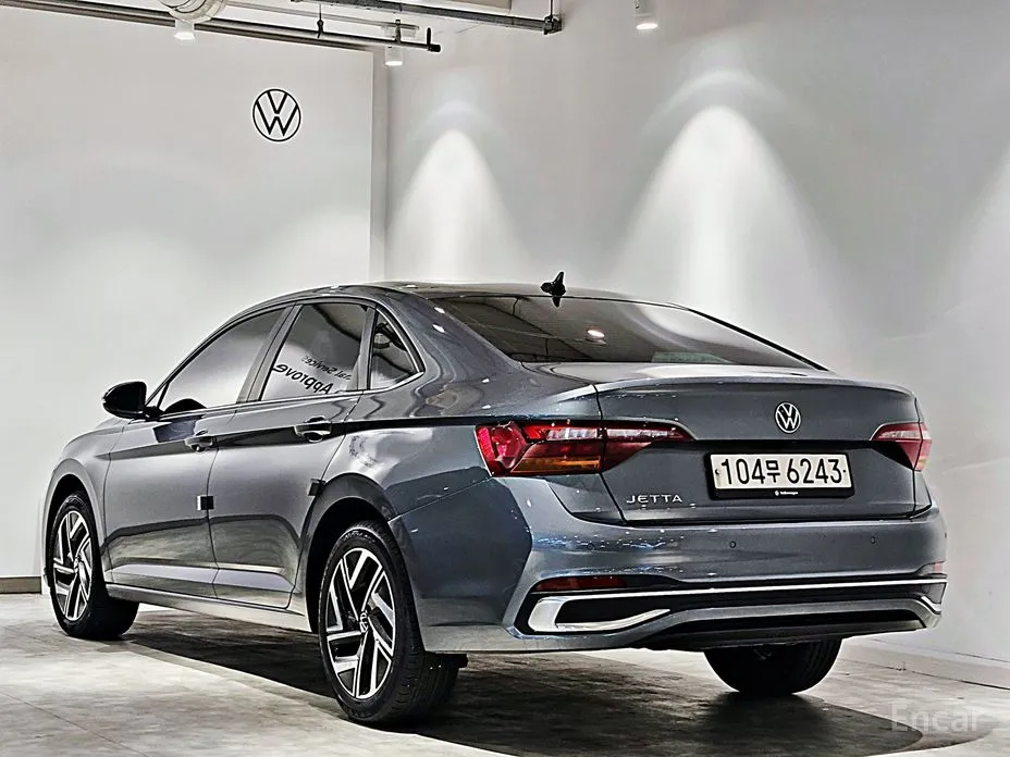 Фото 2 - Volkswagen Jetta