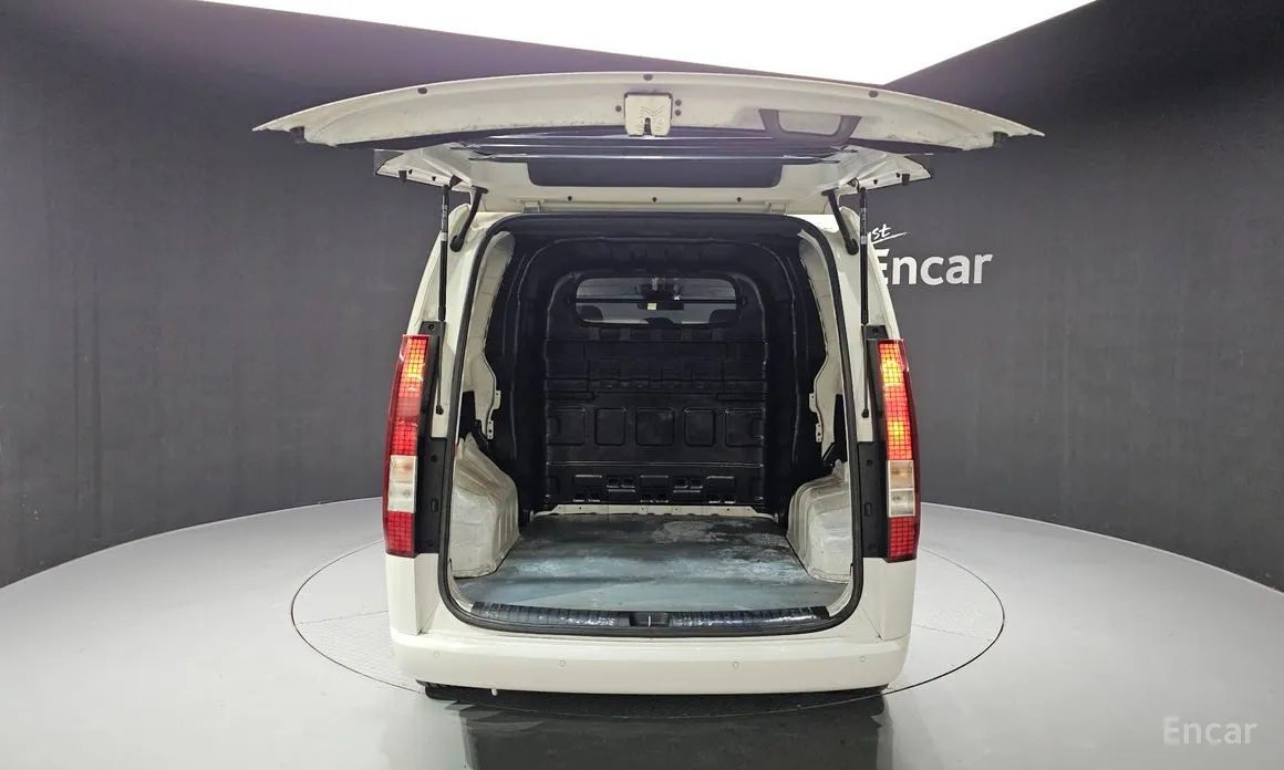 Фото 20 - Hyundai Staria