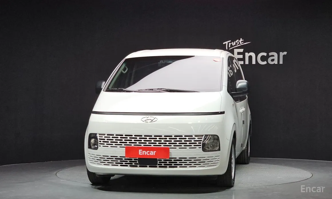 Фото 3 - Hyundai Staria