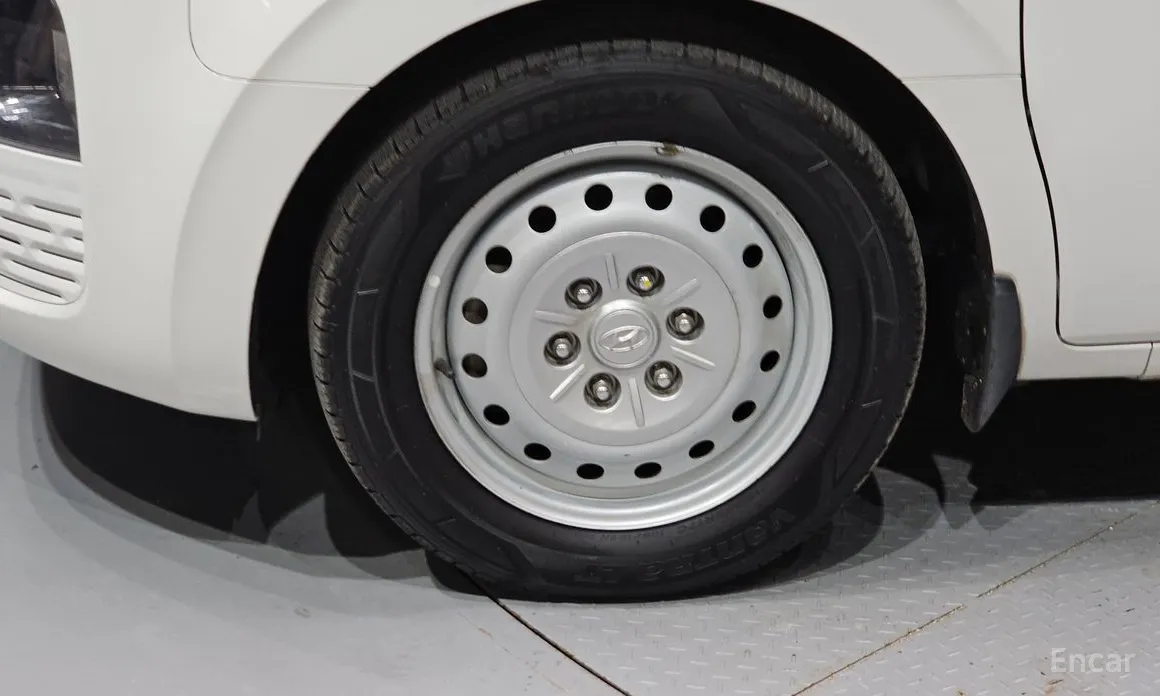 Фото 5 - Hyundai Staria