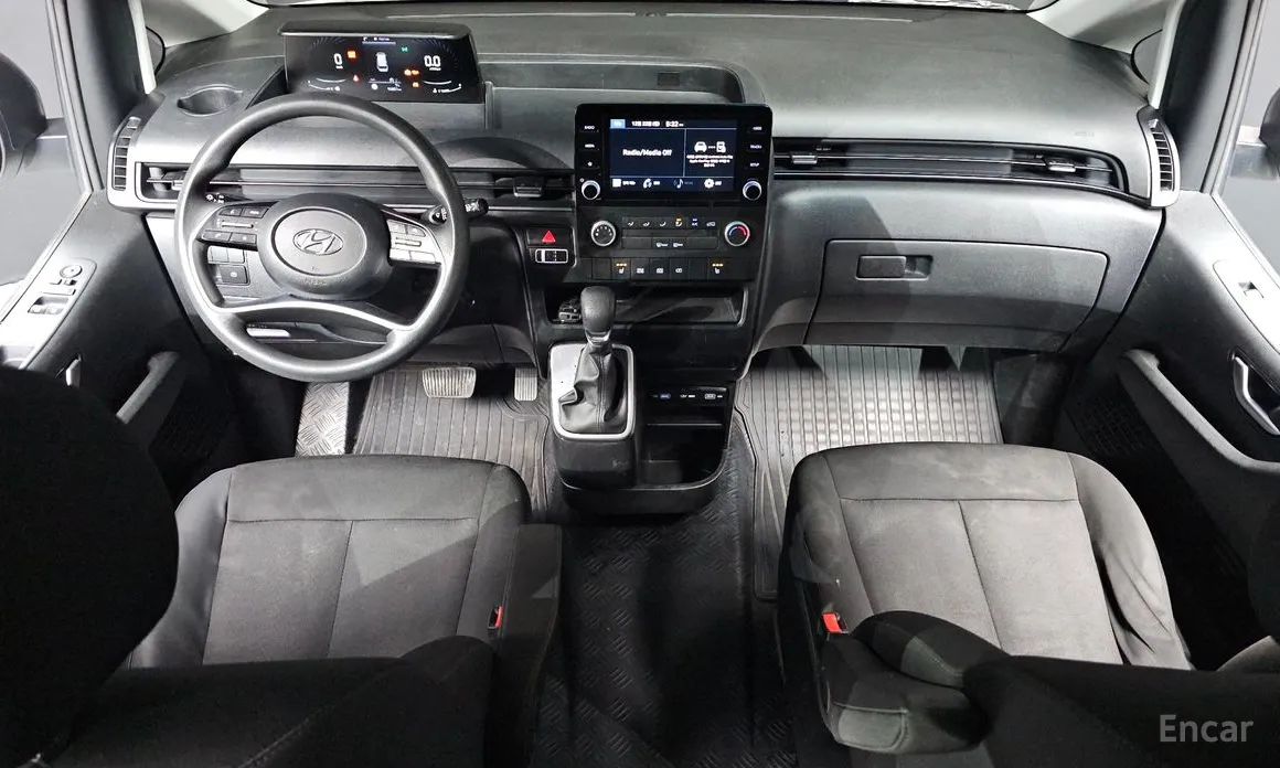 Фото 7 - Hyundai Staria