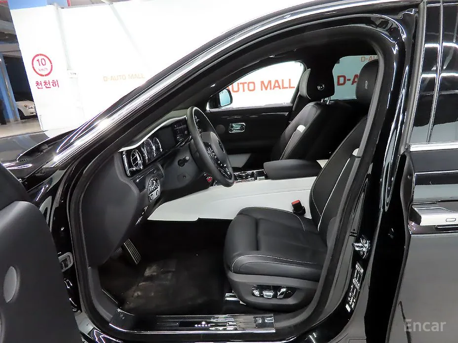 Фото 10 - Rolls-Royce Ghost