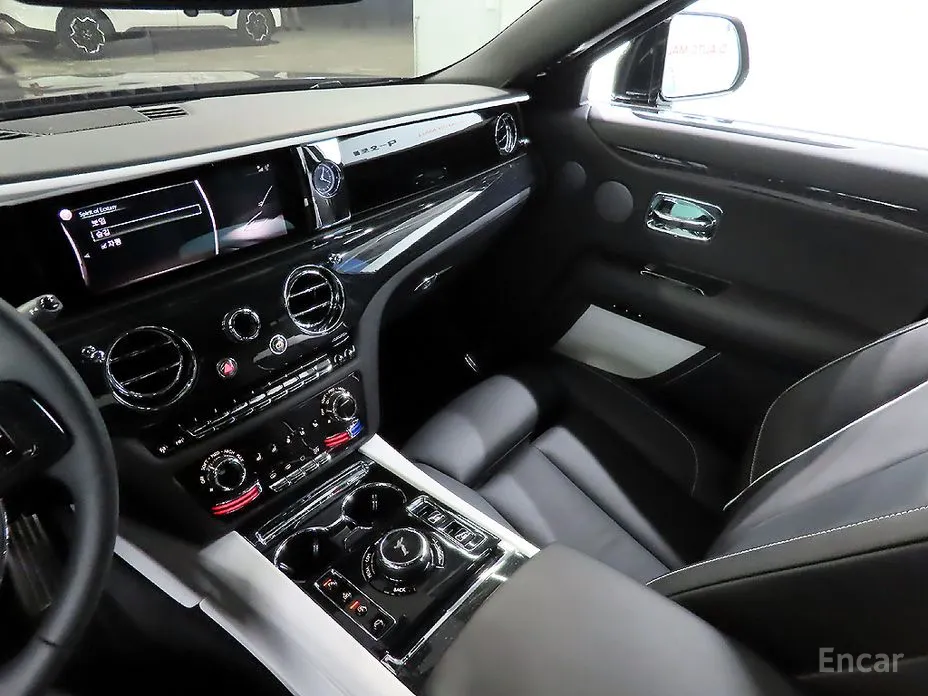 Фото 11 - Rolls-Royce Ghost