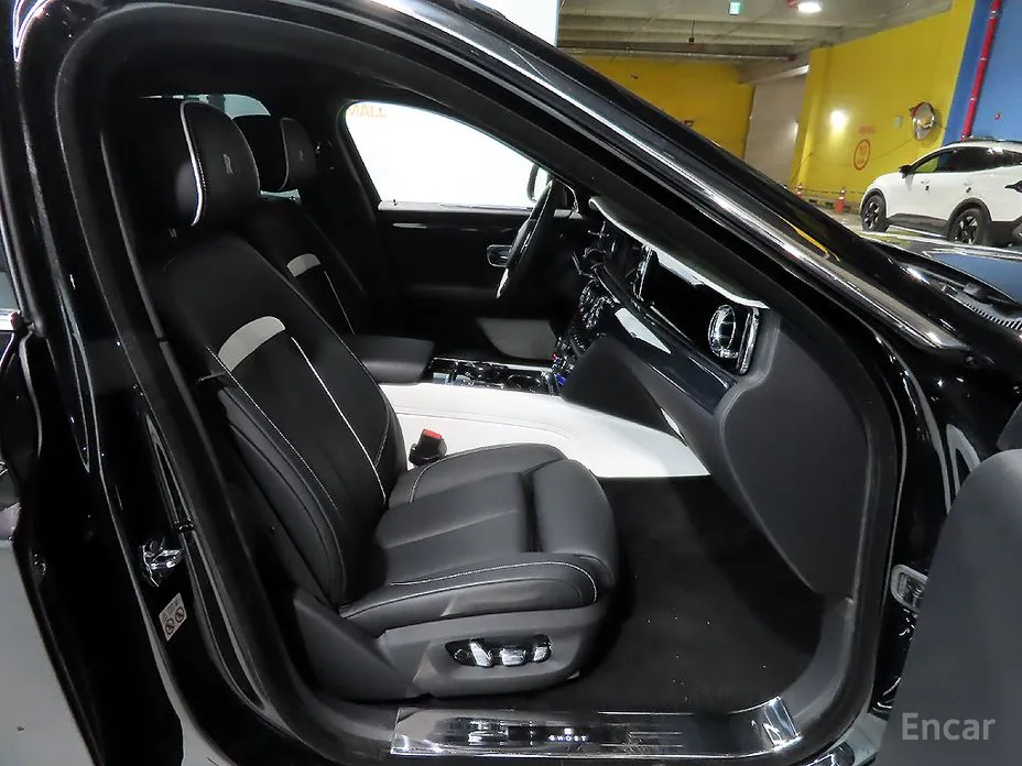 Фото 12 - Rolls-Royce Ghost