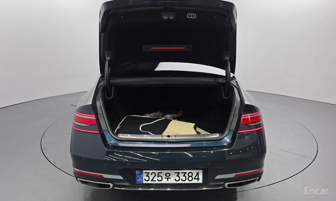 Фото 20 - Genesis G90