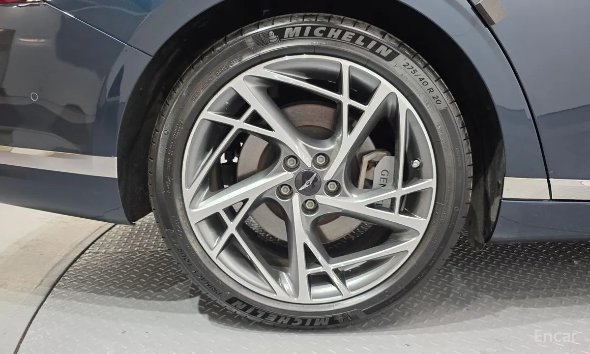 Фото 5 - Genesis G90