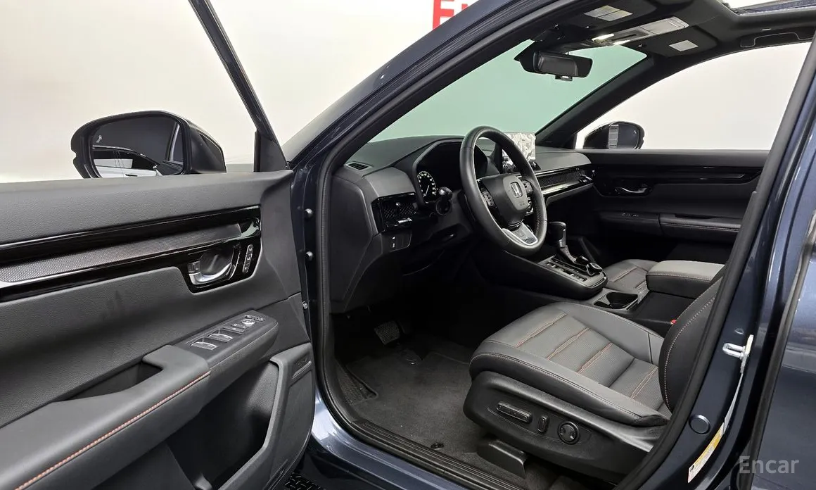 Фото 11 - Honda CR-V