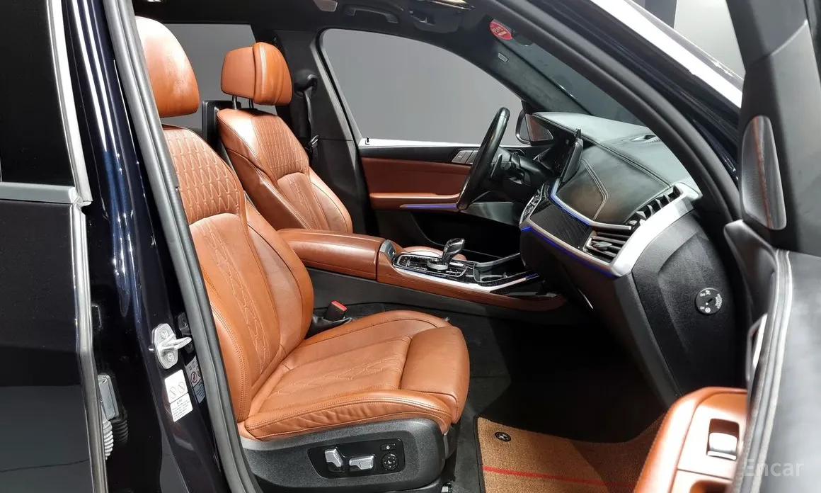 Фото 11 - BMW X7