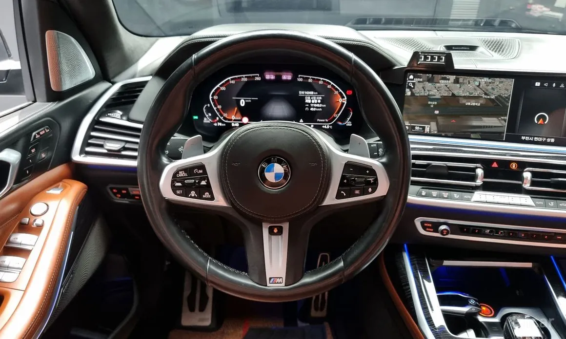 Фото 14 - BMW X7