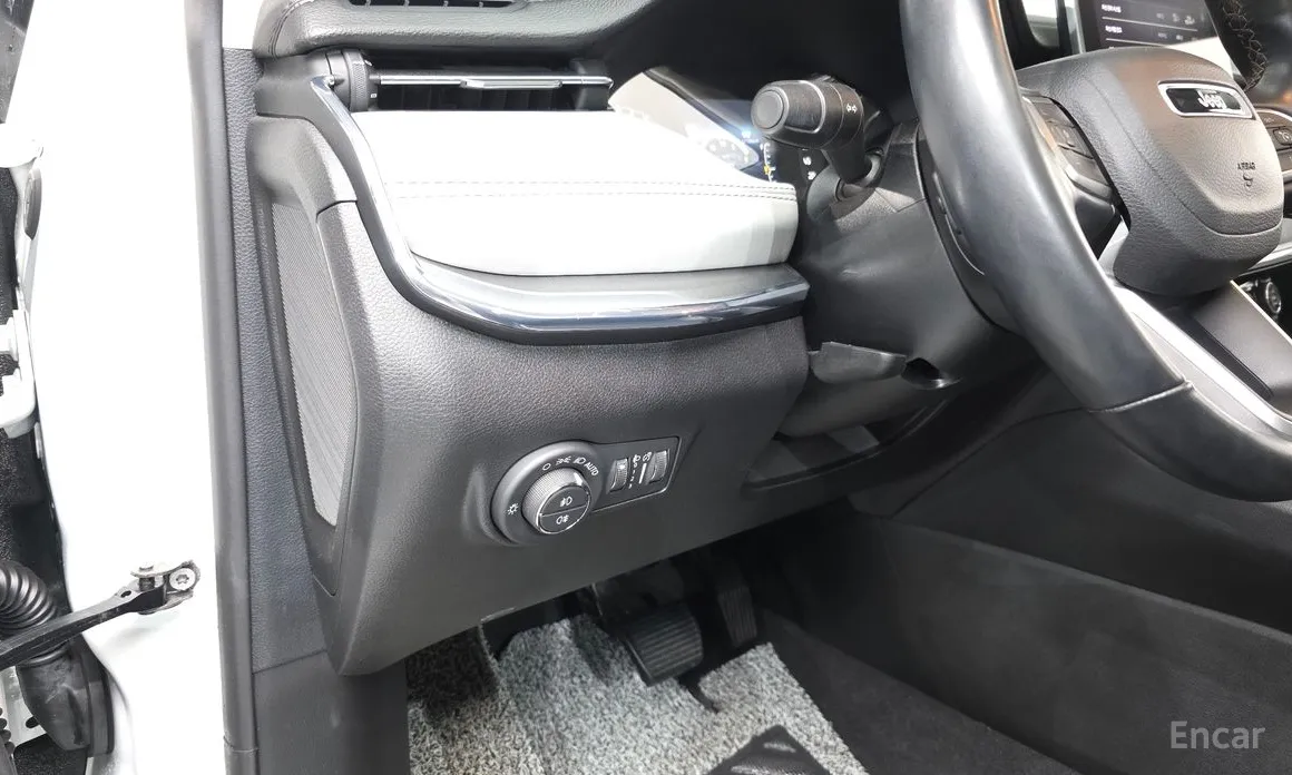 Фото 13 - Jeep Compass