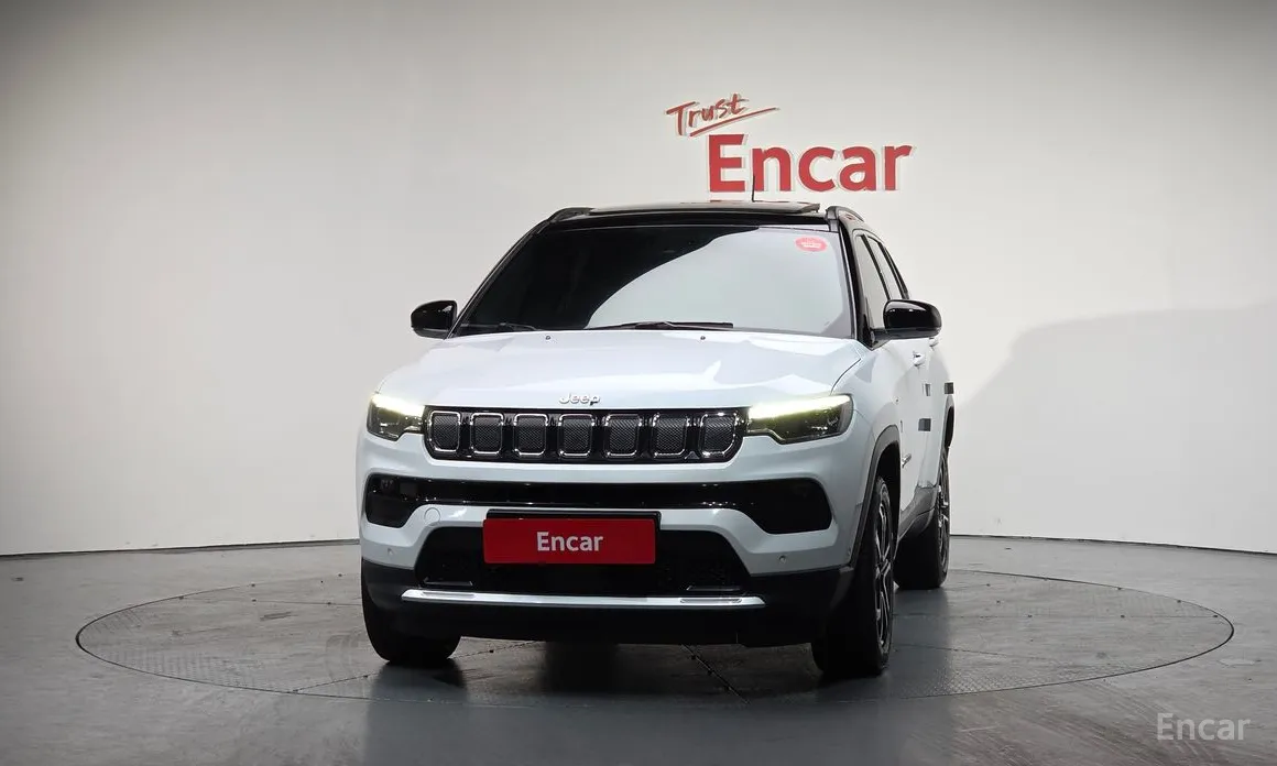 Фото 3 - Jeep Compass