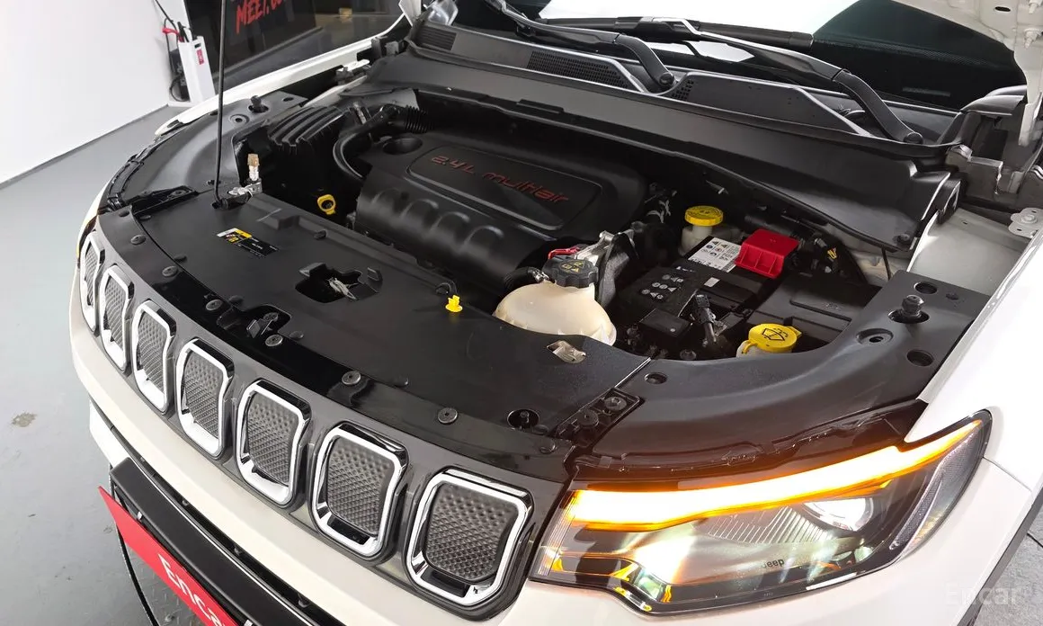 Фото 6 - Jeep Compass