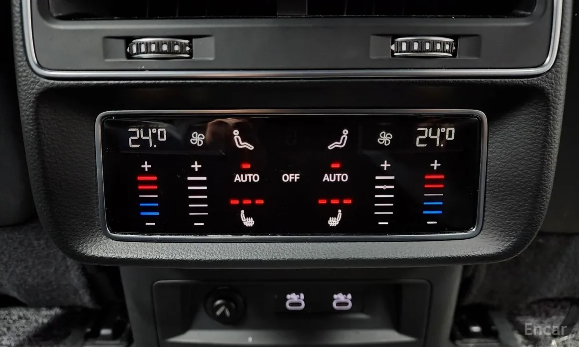 Фото 19 - Audi Q8