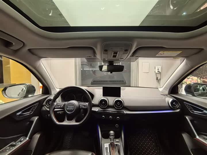 Фото 4 - Audi Q2L