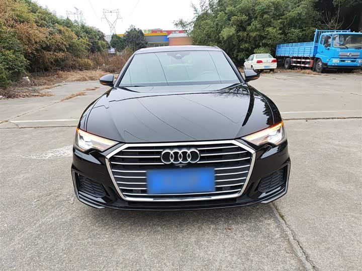 Фото 3 - Audi A6L