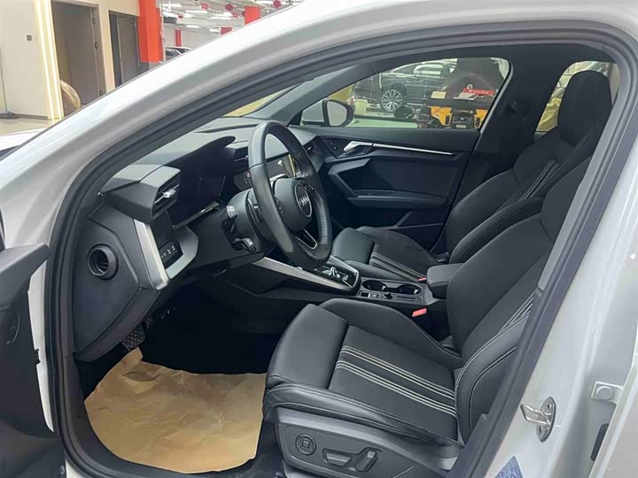 Фото 5 - Audi A3