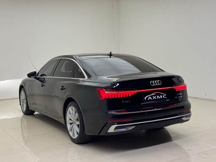 Фото 6 - Audi A6L