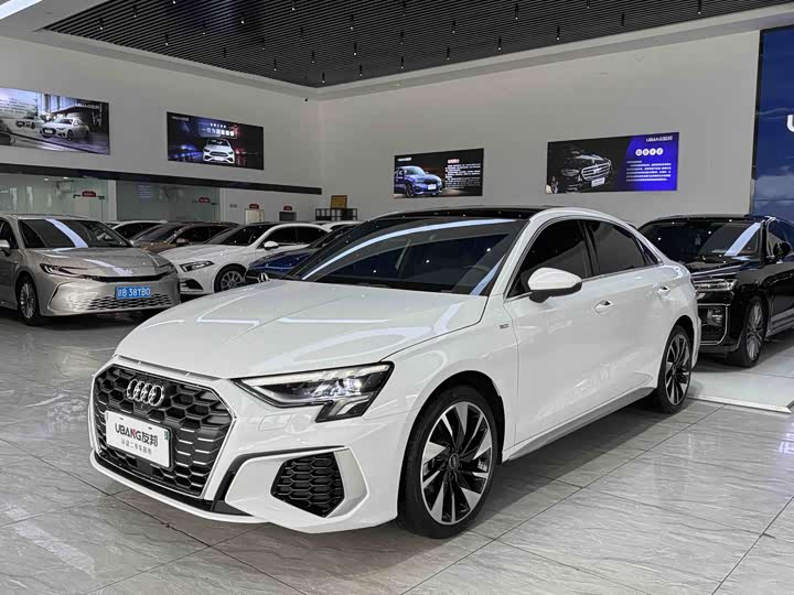 Фото 1 - Audi A3