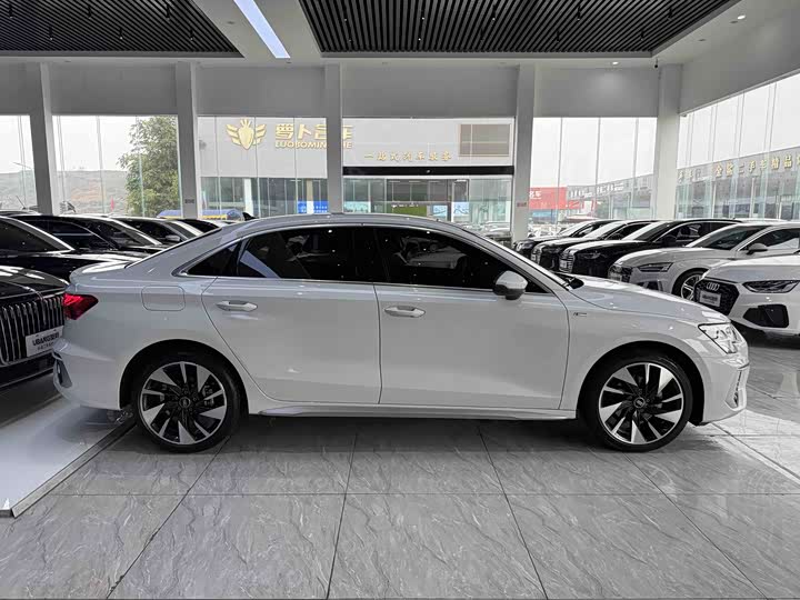 Фото 7 - Audi A3