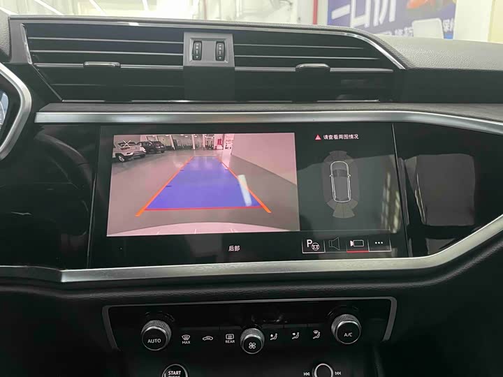 Фото 7 - Audi Q3