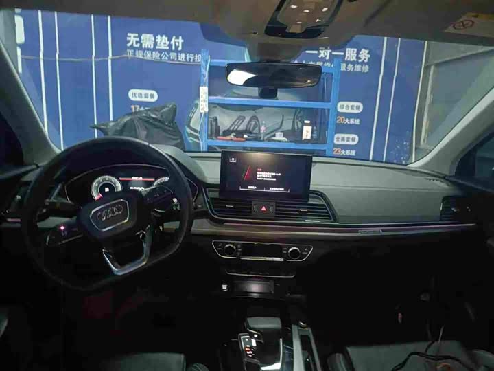 Фото 4 - Audi Q5L